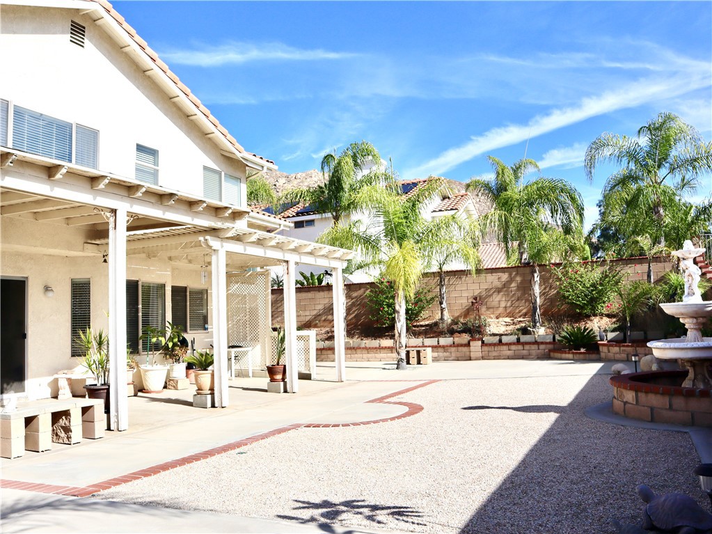 21475 Dickinson Road Moreno Valley, CA 92557 - Photo 33 of 41 a view of a building with a patio