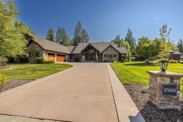 $1,675,000 | 1560 East Bruin Loop, Hayden, ID 83835