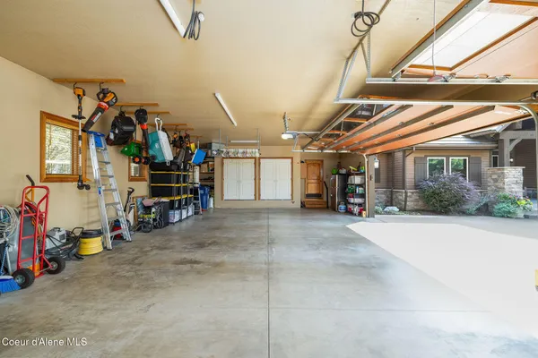 $1,675,000 | 1560 East Bruin Loop, Hayden, ID 83835