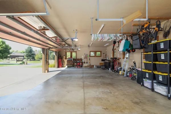 $1,675,000 | 1560 East Bruin Loop, Hayden, ID 83835