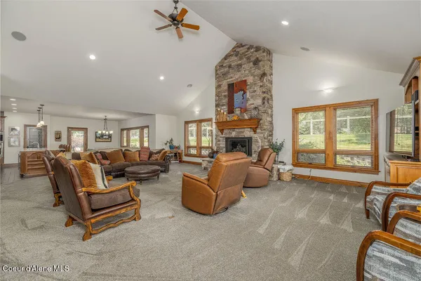 $1,675,000 | 1560 East Bruin Loop, Hayden, ID 83835