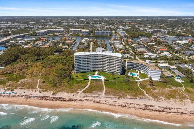 a view of an ocean beach