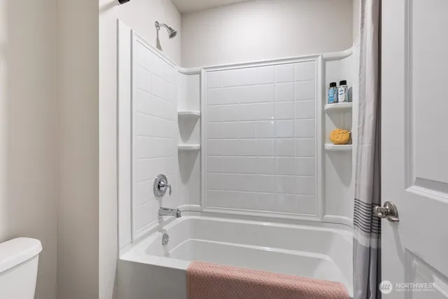 $1,384,995 | 1123 Clearwater Way Southeast, Unit 15, North Bend, WA 98045