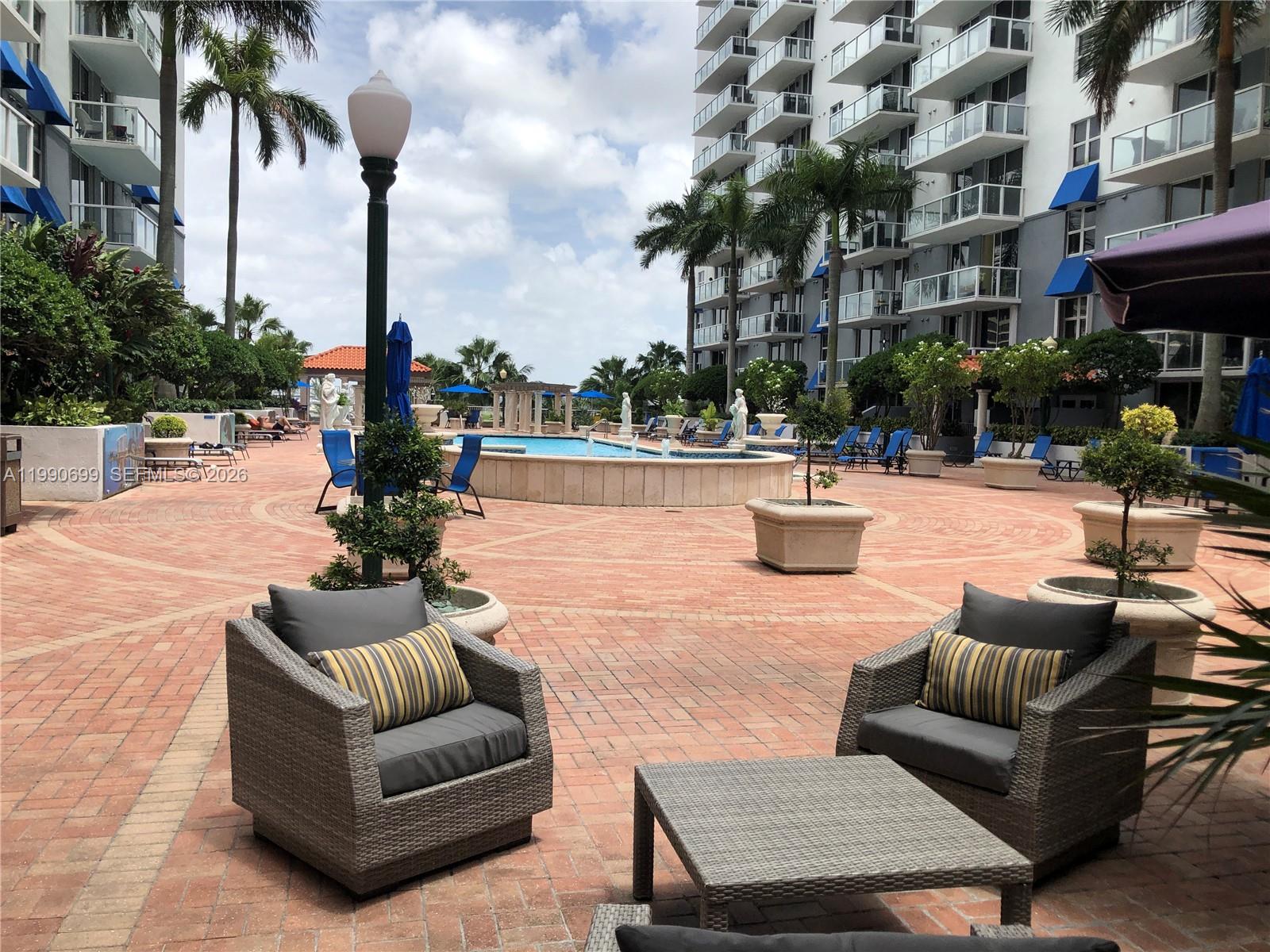 5091 Northwest 7th Street, Unit 1010 Miami, FL 33126 - Photo 18 of 28