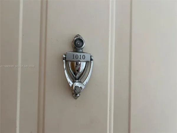 $2,350 | 5091 Northwest 7th Street, Unit 1010, Miami, FL 33126