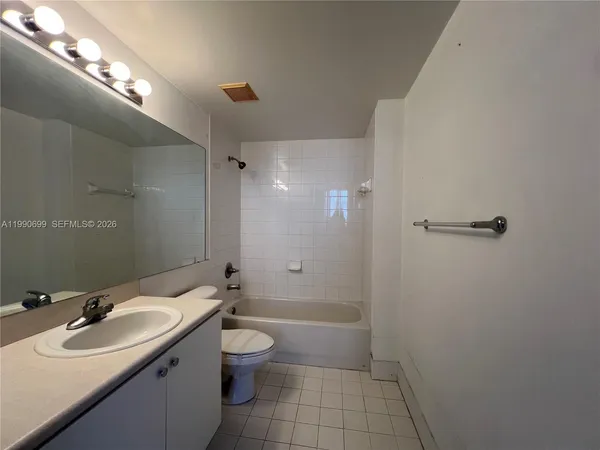 $2,350 | 5091 Northwest 7th Street, Unit 1010, Miami, FL 33126