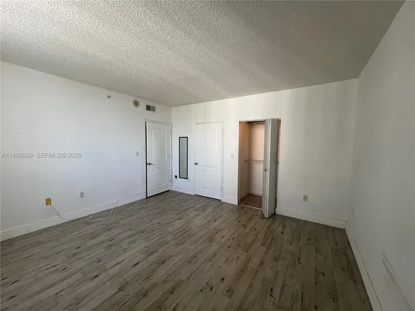 $2,350 | 5091 Northwest 7th Street, Unit 1010, Miami, FL 33126