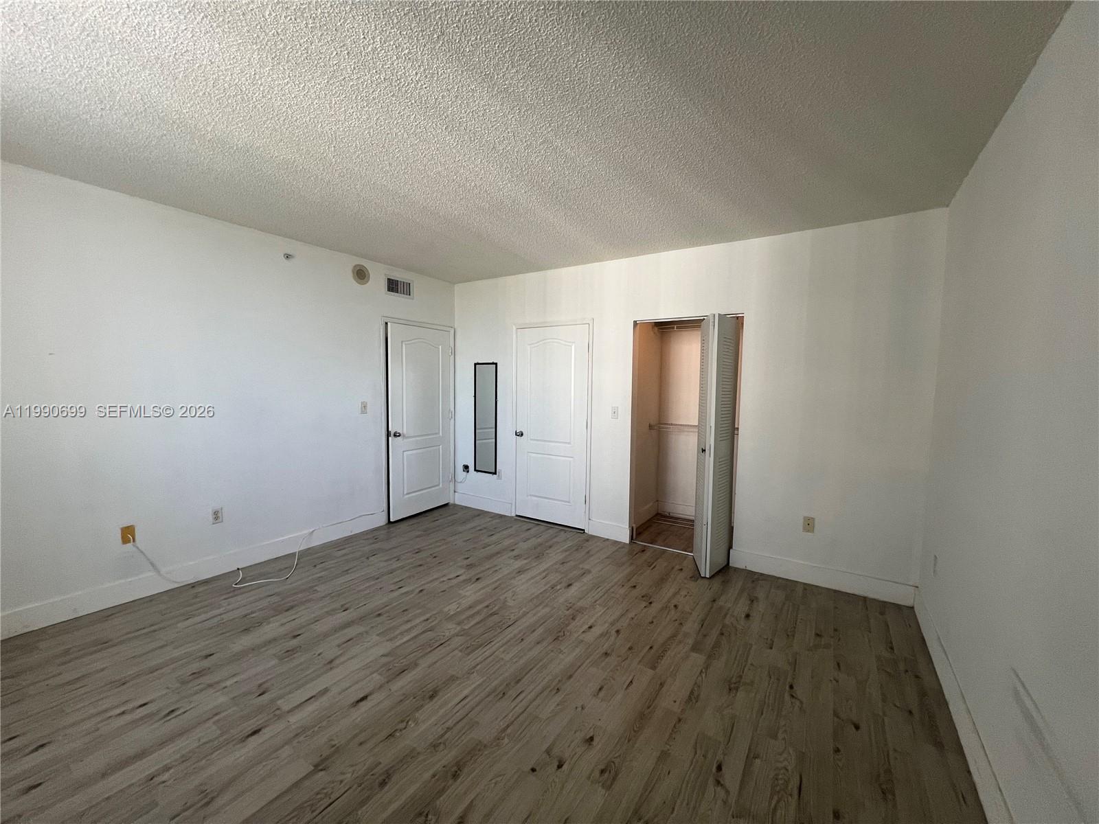 5091 Northwest 7th Street, Unit 1010 Miami, FL 33126 - Photo 10 of 28