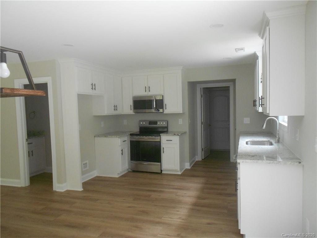 1925 East Sandy Ridge Road Monroe, NC 28112 - Photo 13 of 29
