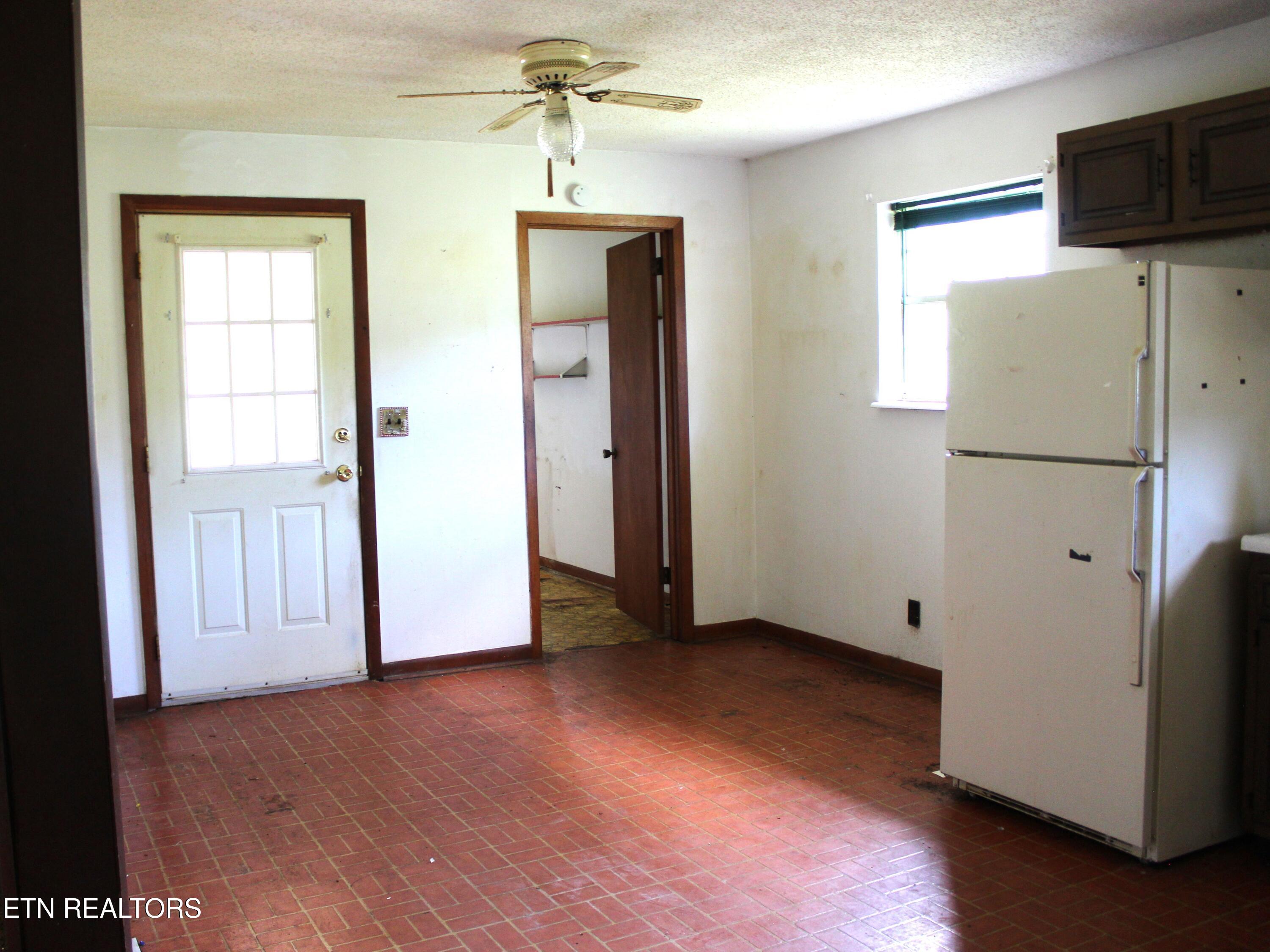 241 Meadow Brook Road Sweetwater, TN 37874 - Photo 9 of 23 IMG_5264