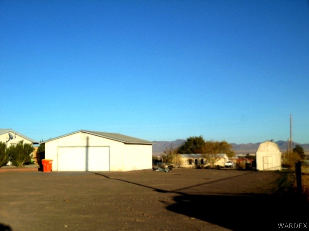 4410 North Shadow Road Kingman, AZ 86409 - Photo 4 of 21 Gallery Image 4