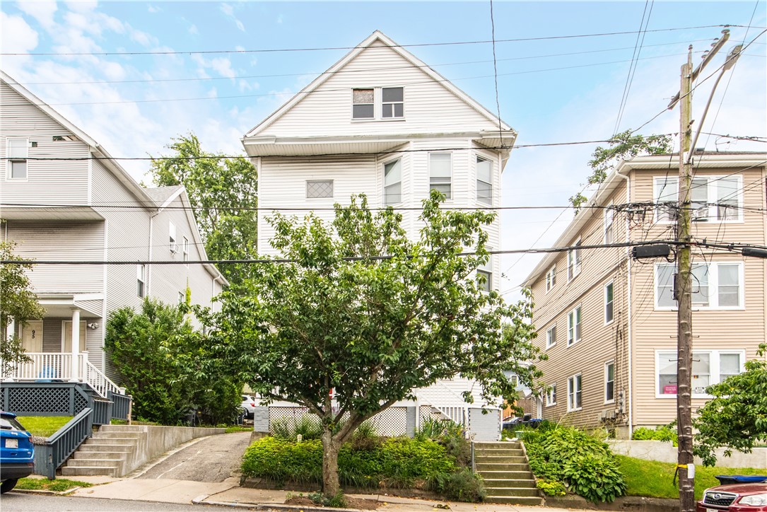 89 Rochambeau Avenue Providence, RI 02906 - Photo 38 of 45 Gallery Image 38