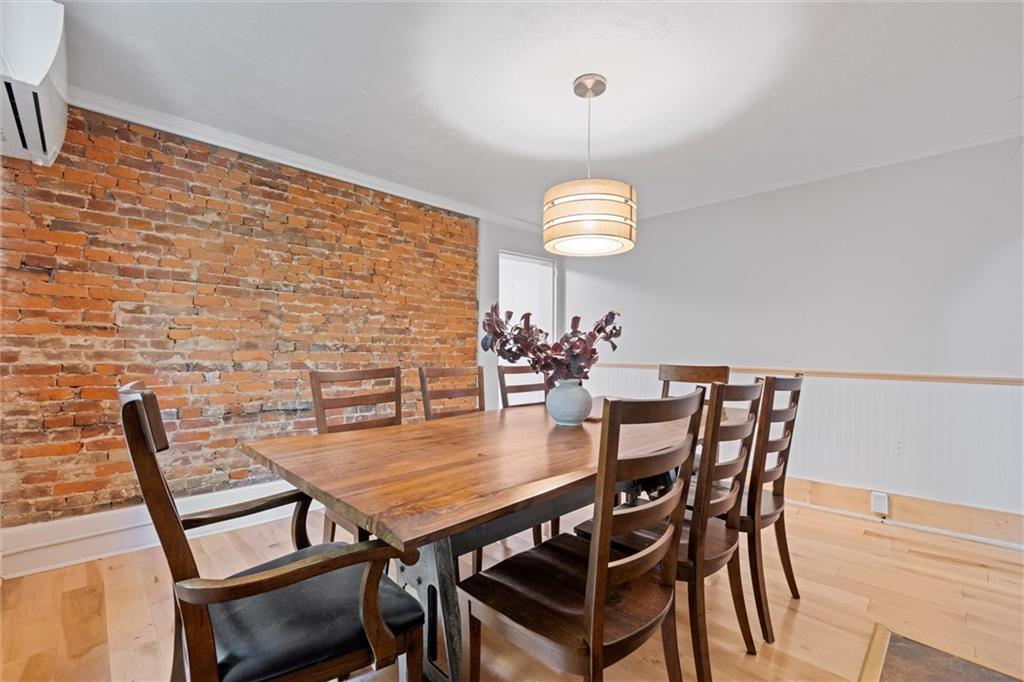 520 Knoll Street Pittsburgh, PA 15212 - Photo 12 of 47 a view of a dining room and a table and chairs
