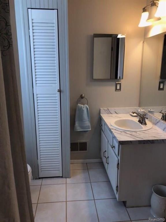 776 East South Boulevard Rochester, MI 48307 - Photo 21 of 22 Gallery Image 21