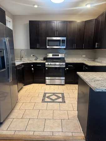 $1,800 | 6829 South Cornell Avenue, Unit 2, Chicago, IL 60649