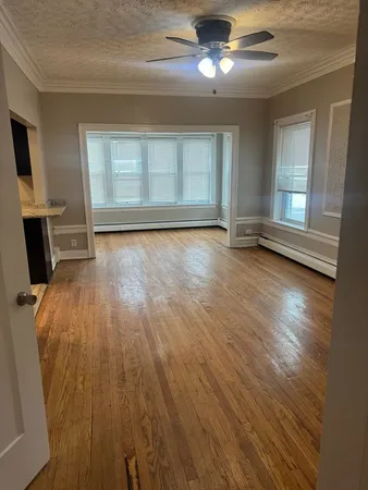 $1,800 | 6829 South Cornell Avenue, Unit 2, Chicago, IL 60649