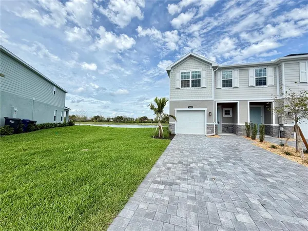 $2,300 | 12378 Amber Creek Circle, Lakewood Ranch, FL 34211