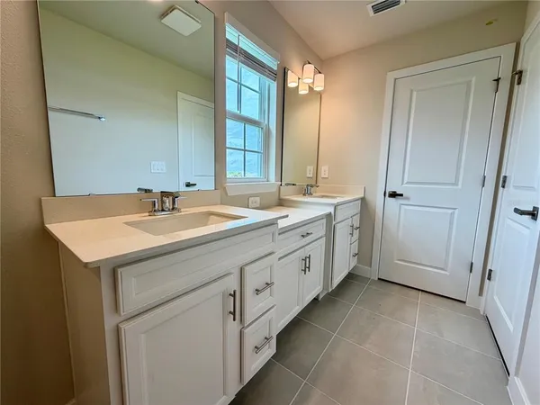$2,300 | 12378 Amber Creek Circle, Lakewood Ranch, FL 34211