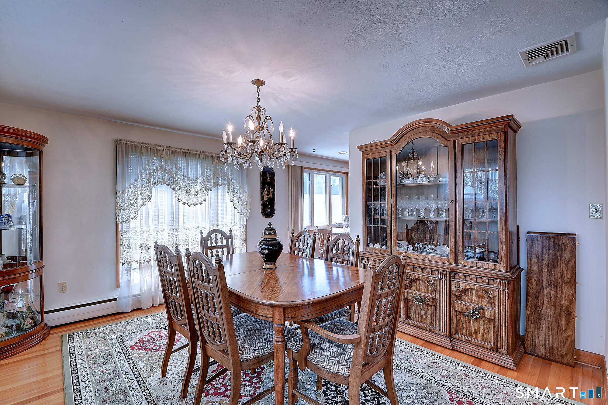 46 Kimball Road Wethersfield, CT 06109 - Photo 11 of 34