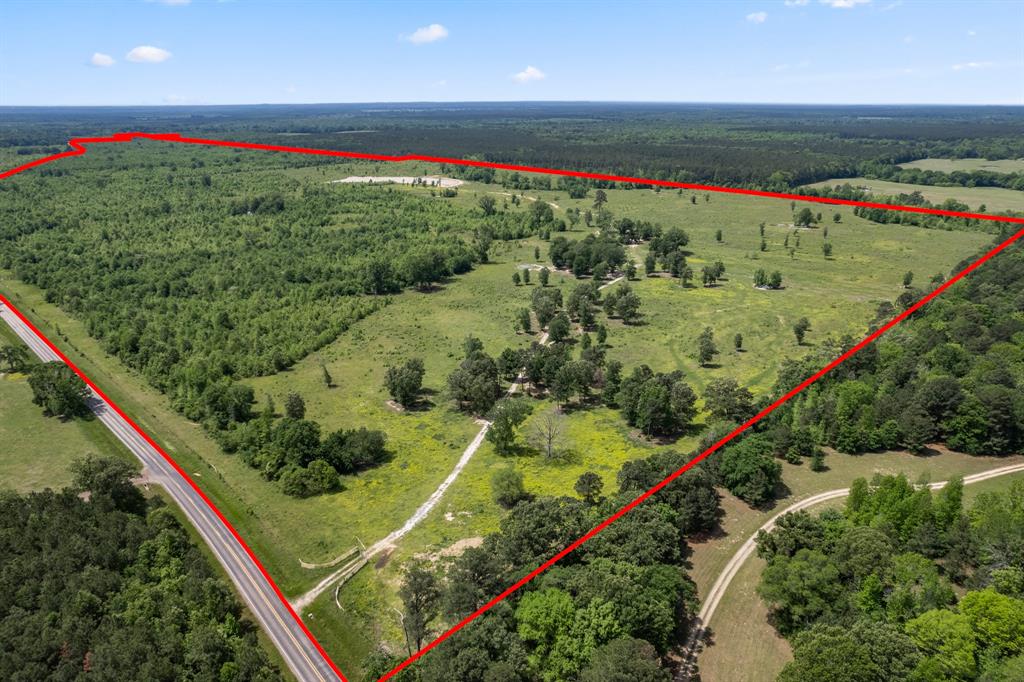 990 St Simms Tx 75574 Simms, TX 75574 - Photo 1 of 1 a view from a balcony with an outdoor space