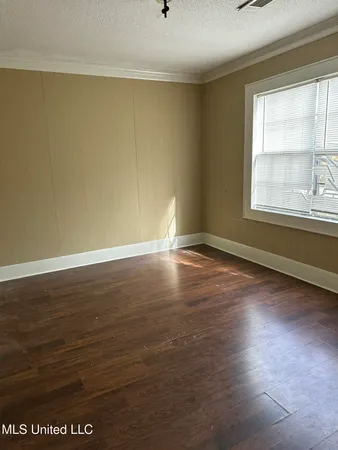 $65,000 | 402 West Jefferson Avenue, Greenwood, MS 38930