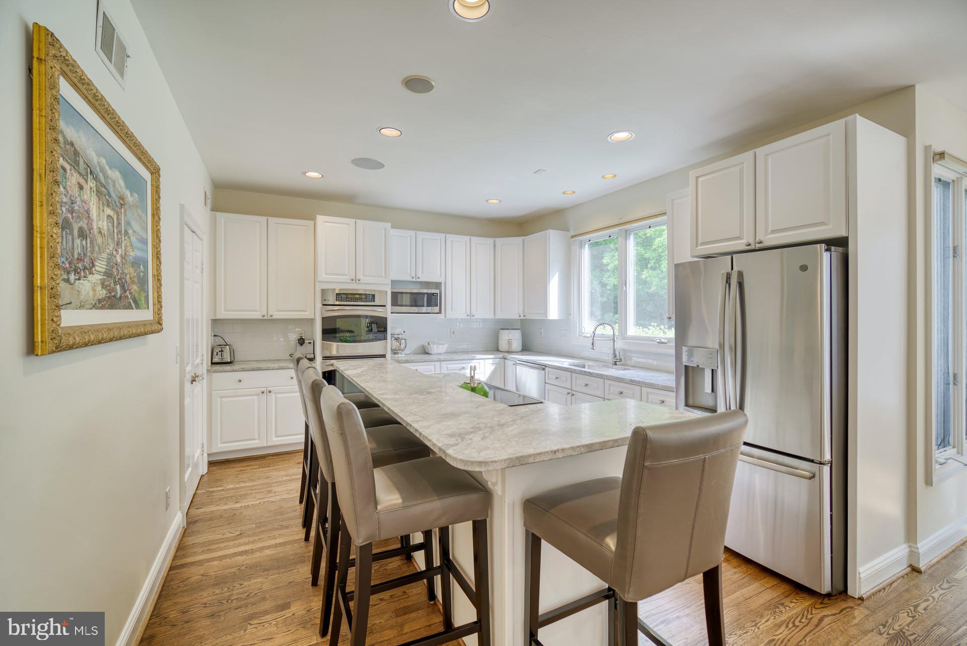 8704 Brickyard Road Potomac, MD 20854 - Photo 11 of 53 Kitchen