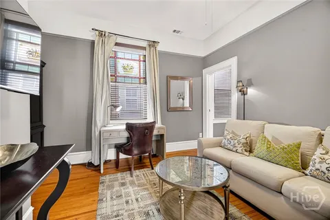 $2,595,000 | 106 East Harris Street, Savannah, GA 31401