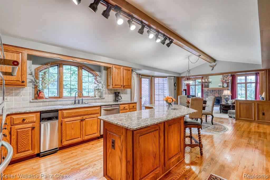 1619 Wakefield Court Rochester Hills, MI 48306 - Photo 26 of 68
