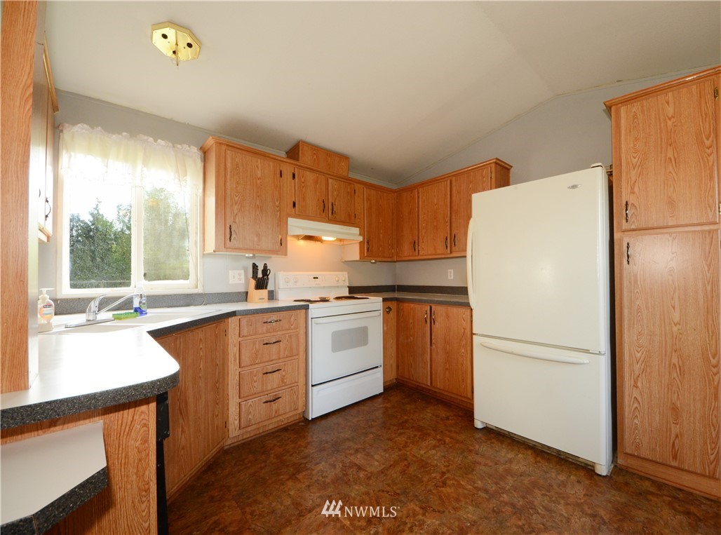 16529 Case Road Southwest Rochester, WA 98579 - Photo 26 of 40