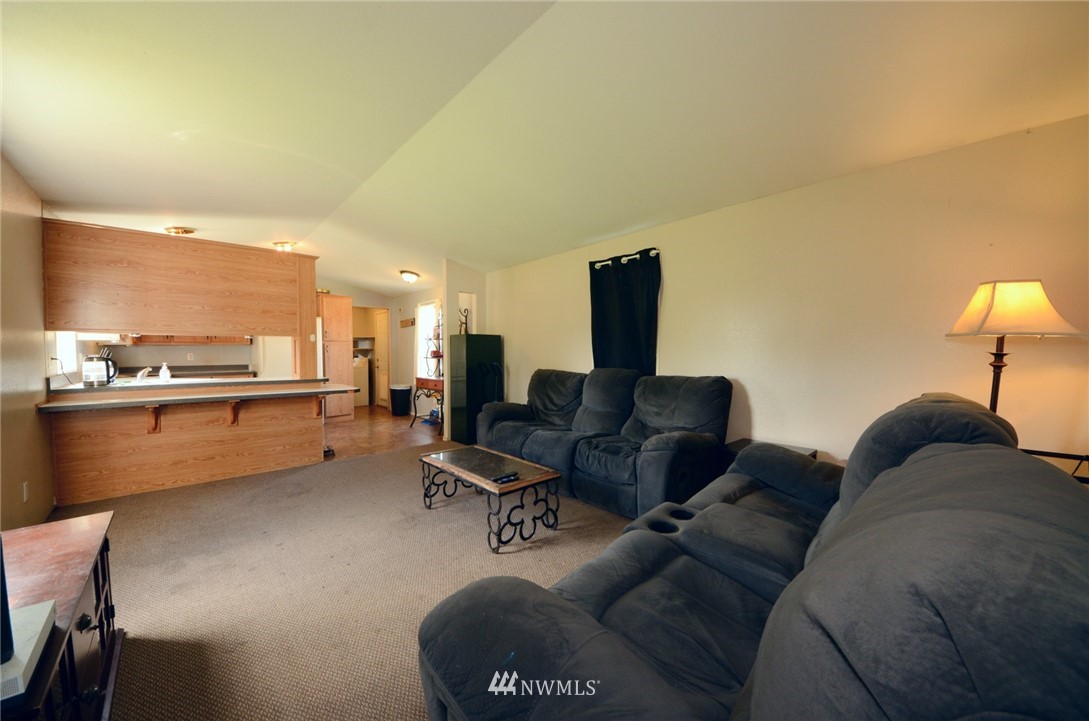 16529 Case Road Southwest Rochester, WA 98579 - Photo 28 of 40