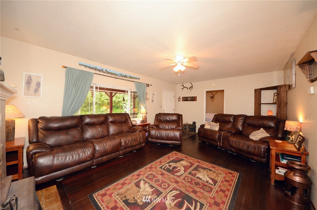 16529 Case Road Southwest Rochester, WA 98579 - Photo 10 of 40