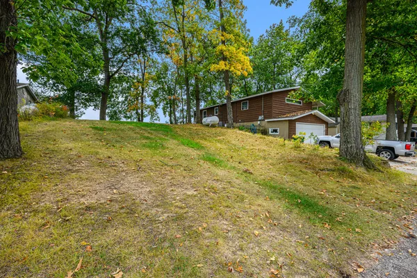 $465,000 | 11681 Scott Park Road, Delton, MI 49046
