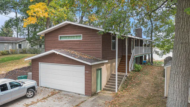 $465,000 | 11681 Scott Park Road, Delton, MI 49046