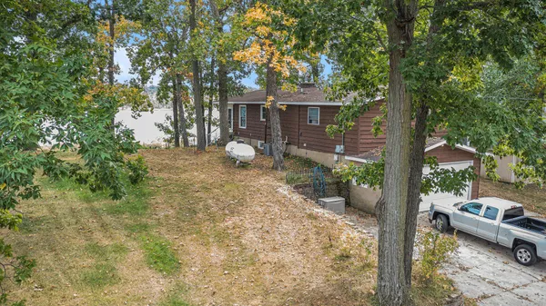 $465,000 | 11681 Scott Park Road, Delton, MI 49046