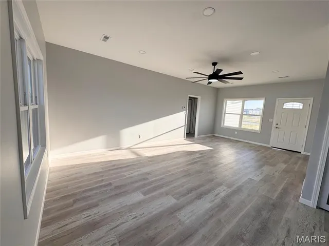 $238,000 | 303 Redbud Road, Vandalia, MO 63382