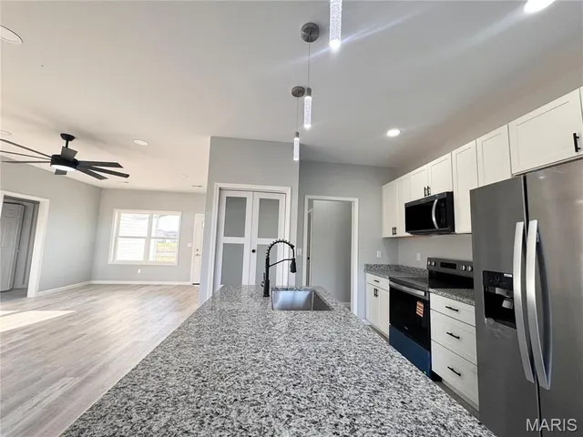 $238,000 | 303 Redbud Road, Vandalia, MO 63382