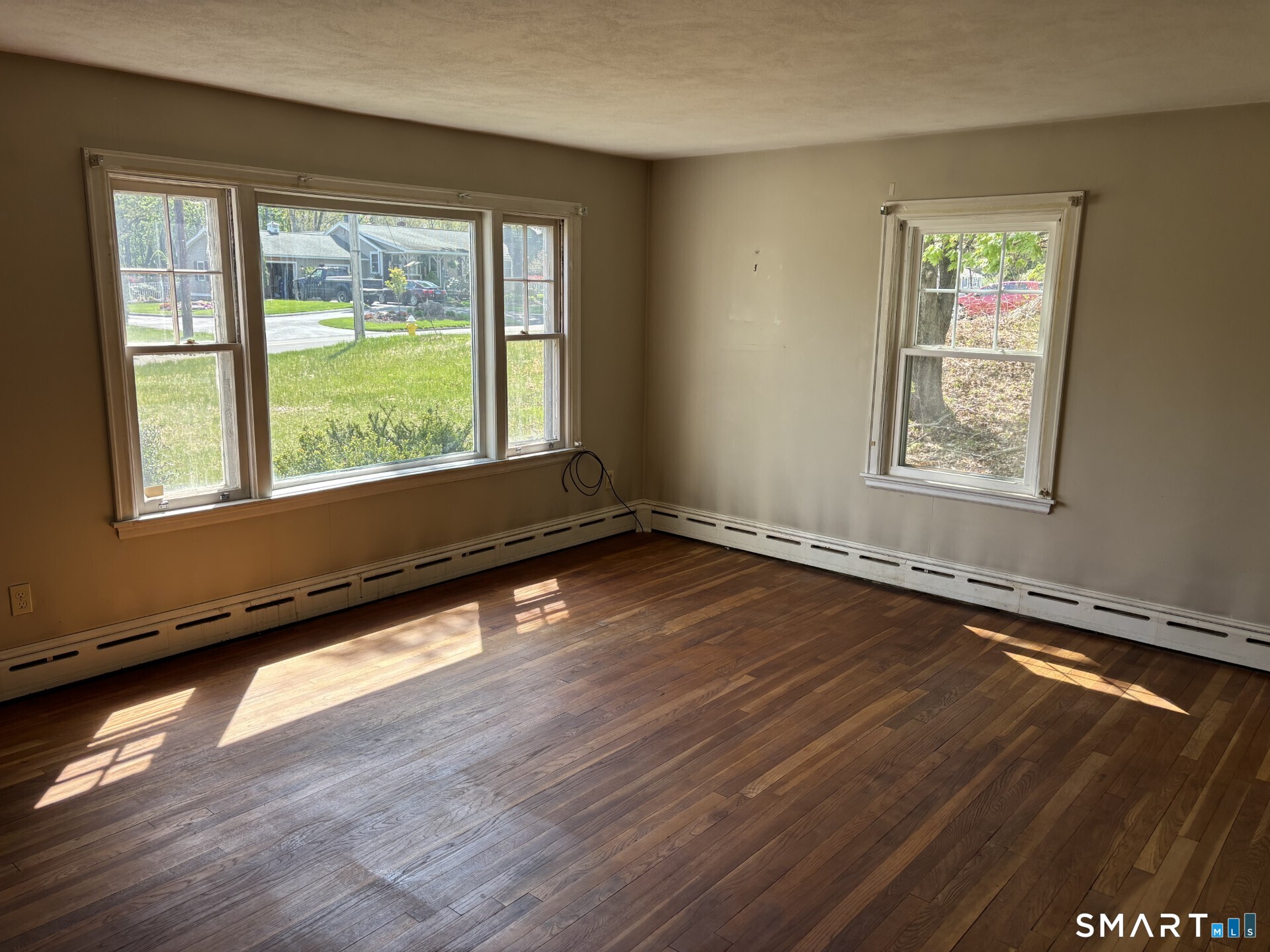 18 Norton Road East Windsor, CT 06016 - Photo 14 of 33 Nice picture window adds natural light to the living room