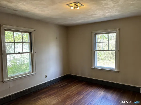 $225,000 | 18 Norton Road, East Windsor, CT 06016