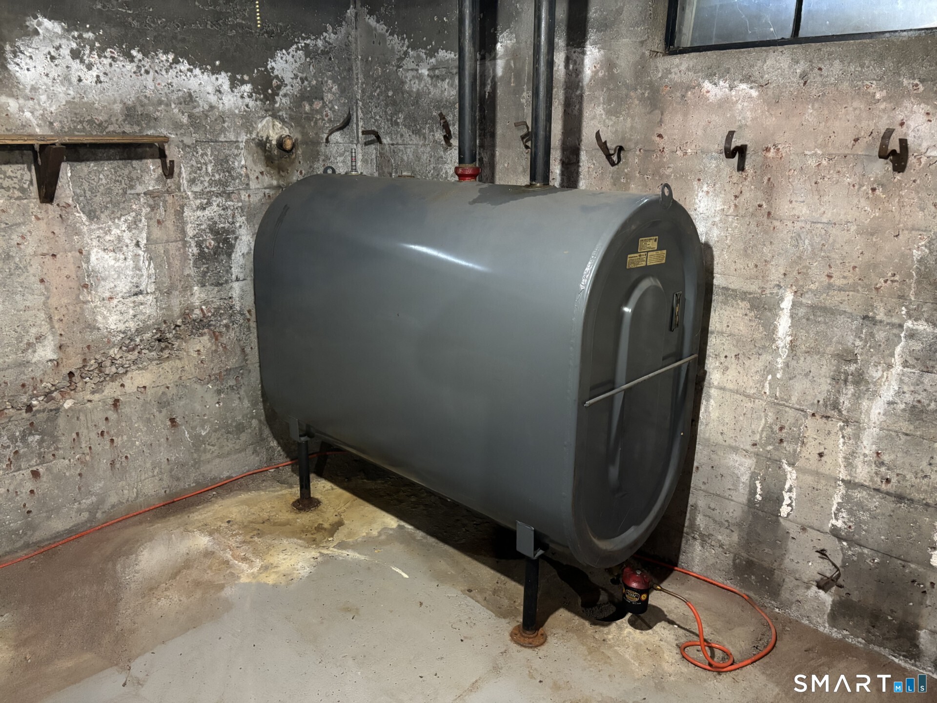 18 Norton Road East Windsor, CT 06016 - Photo 30 of 33 Newer oil tank