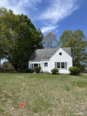 $225,000 | 18 Norton Road, East Windsor, CT 06016