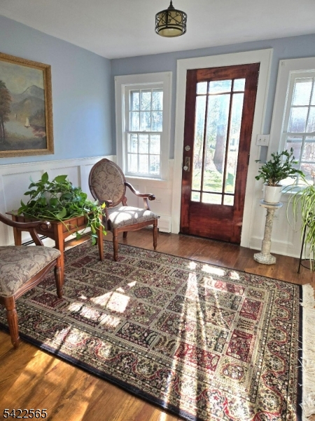 1 Pioneer Trail Oak Ridge, NJ 07438 - Photo 3 of 23 a living room with furniture and a rug