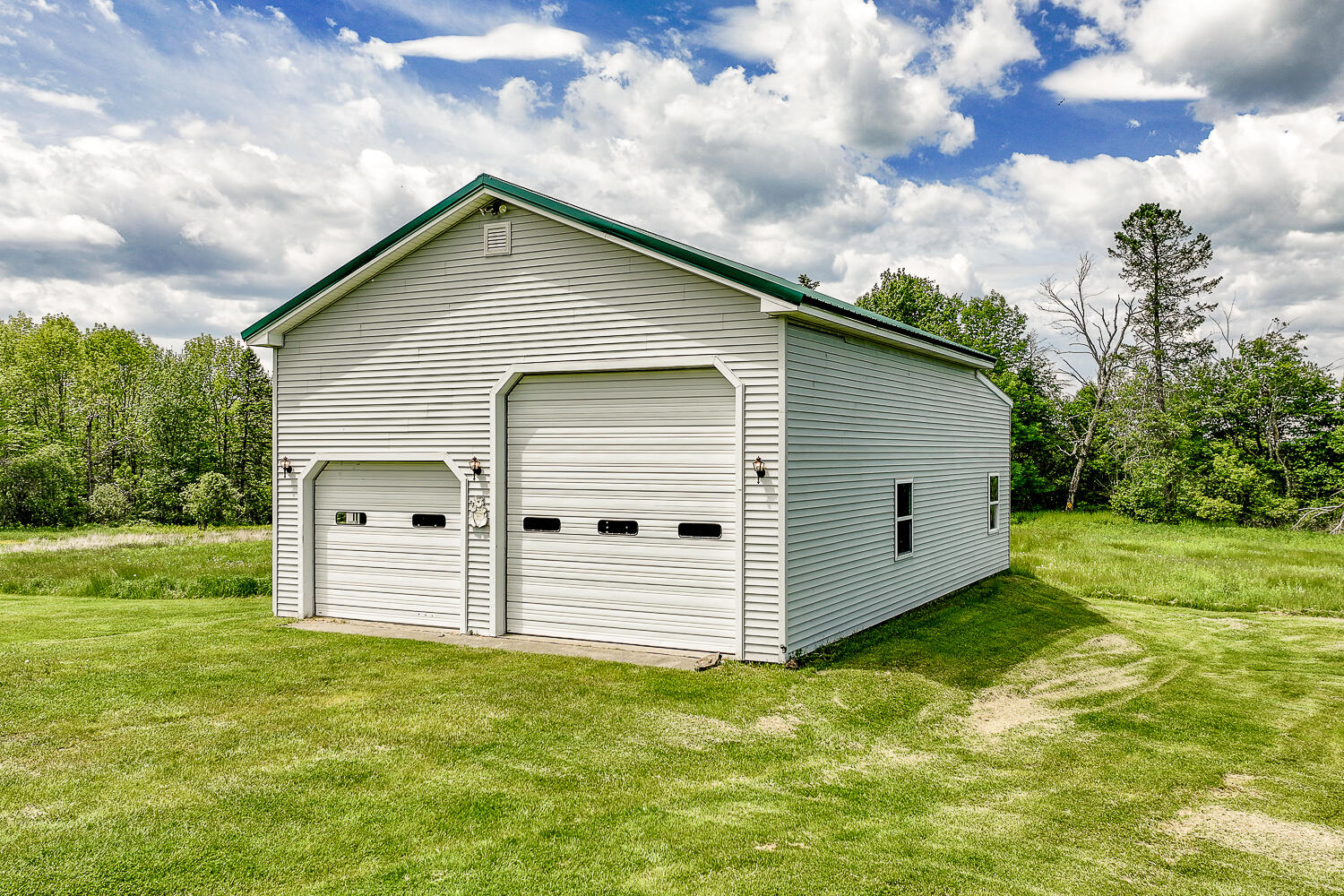 123 Loop Road North Searsport, ME 04974 - Photo 19 of 27 123 Loop Rd N 08-(ZF-2217-74273-1-009)