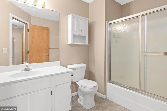 $229,320 | 7813 Hemingway Avenue South, Cottage Grove, MN 55016