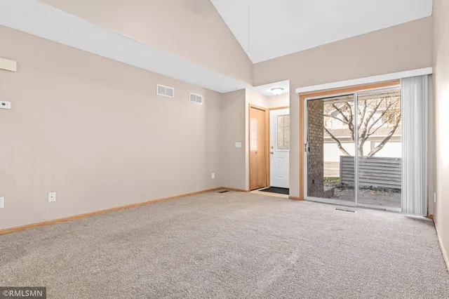 $229,320 | 7813 Hemingway Avenue South, Cottage Grove, MN 55016