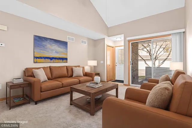 $229,320 | 7813 Hemingway Avenue South, Cottage Grove, MN 55016