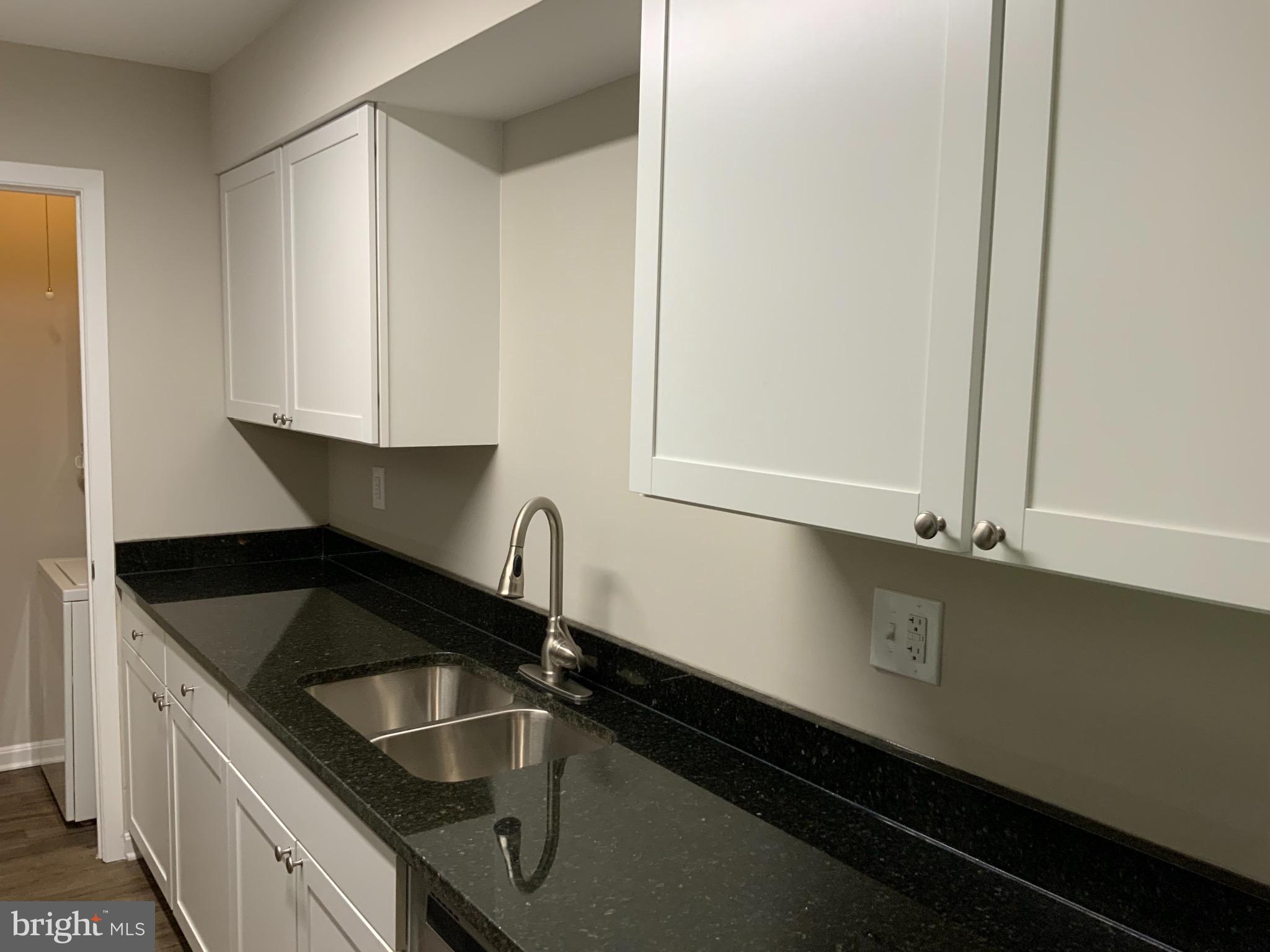 5906 Bayshire Road, Unit 171 Springfield, VA 22152 - Photo 12 of 50 Gallery Image 12