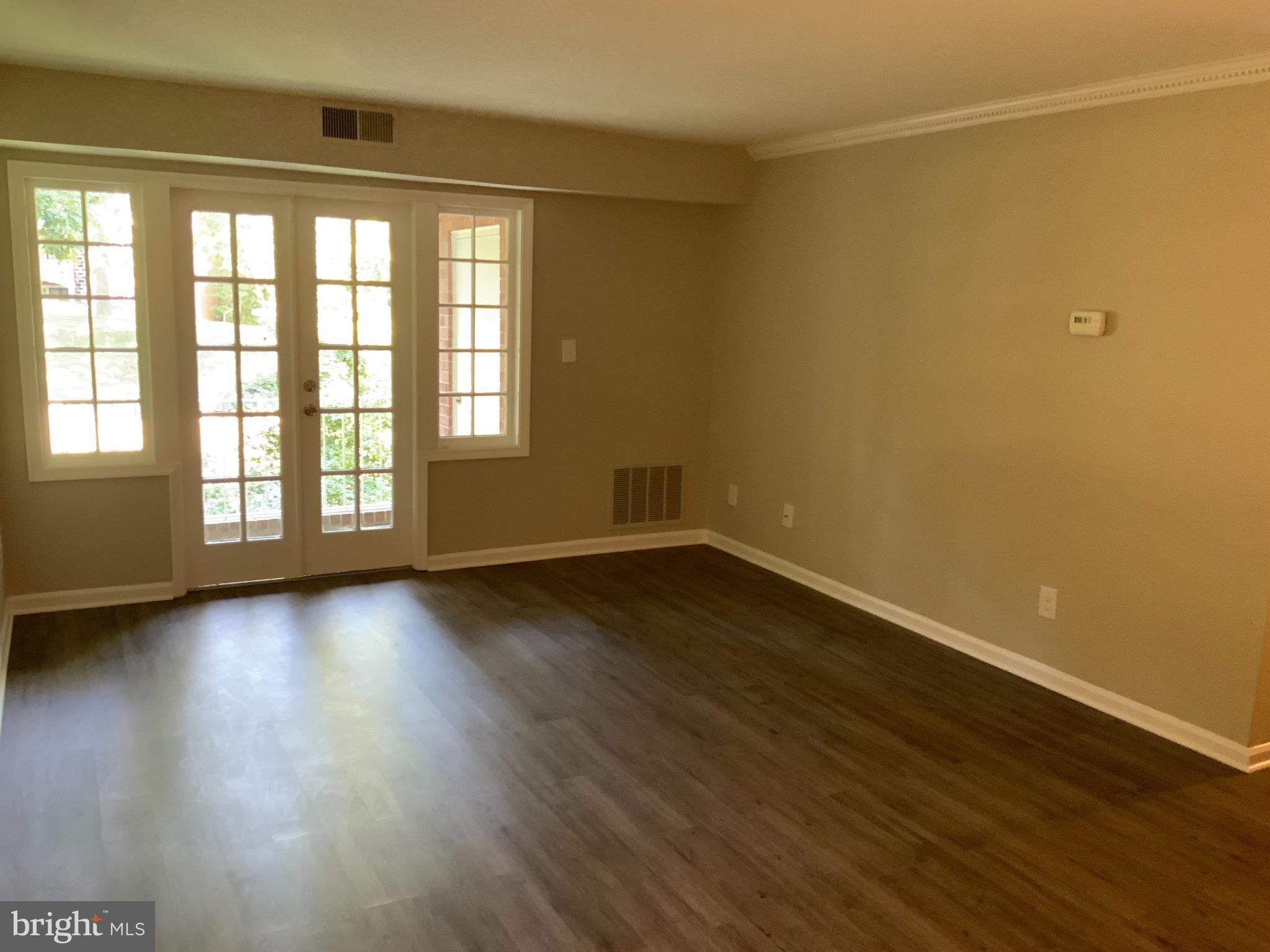 5906 Bayshire Road, Unit 171 Springfield, VA 22152 - Photo 42 of 50 Gallery Image 42