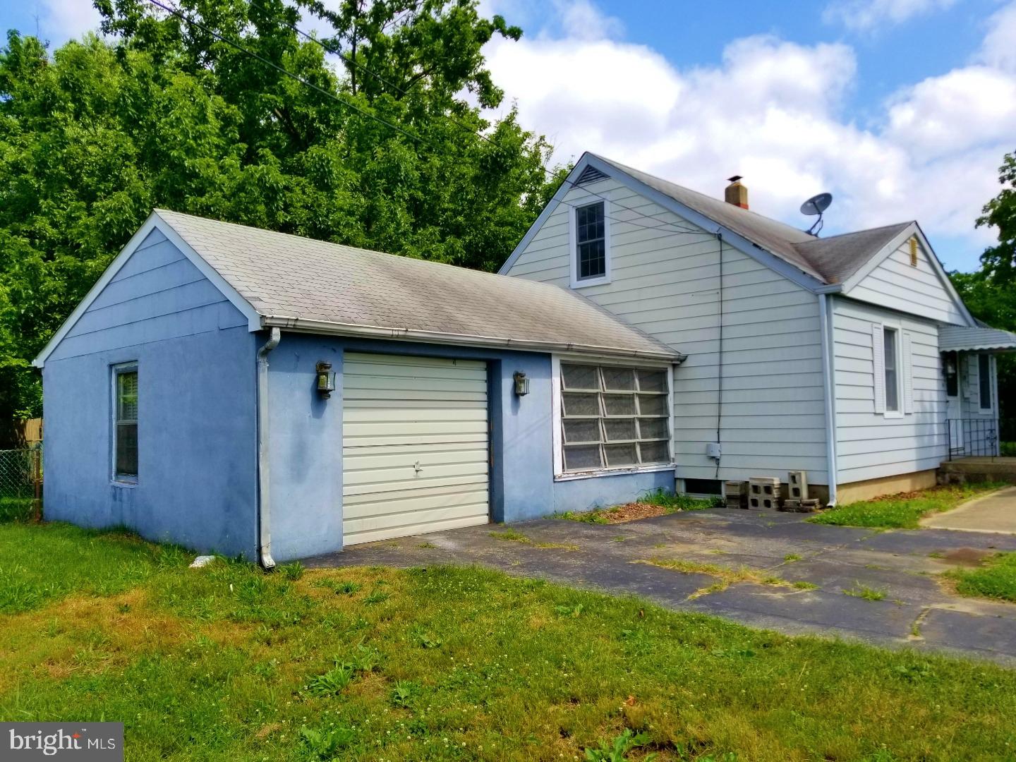 209 East Evesham Road Runnemede, NJ 08078 - Photo 2 of 24