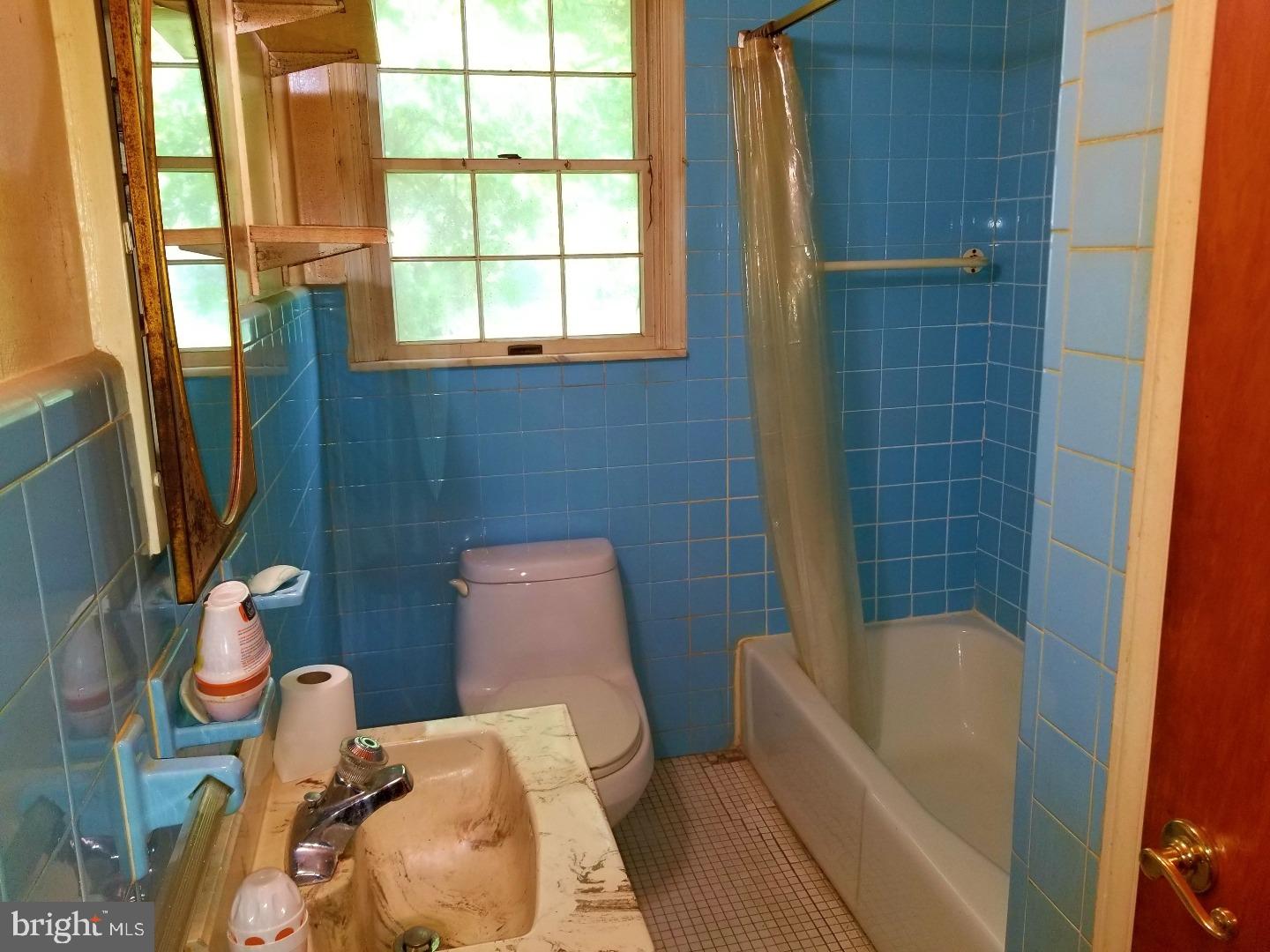 209 East Evesham Road Runnemede, NJ 08078 - Photo 8 of 24