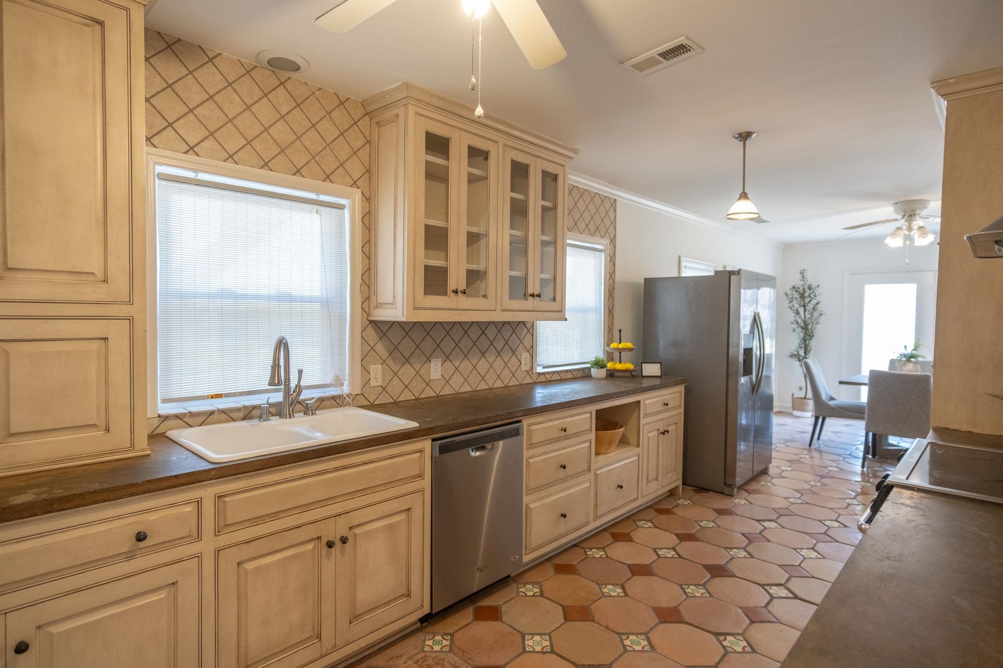 2520 Moore Road Germantown, TN 38138 - Photo 6 of 21 Gallery Image 6